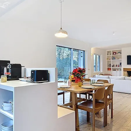 Celestine Yourhosthelper Tourgeville