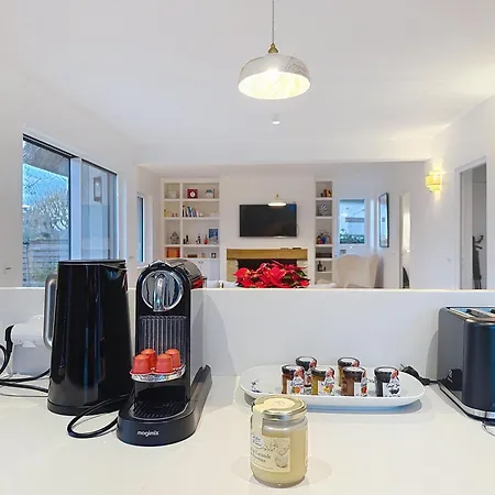 Celestine Yourhosthelper