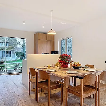 Celestine Yourhosthelper Tourgeville