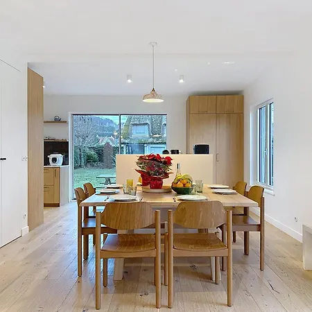 Celestine Yourhosthelper * Tourgeville