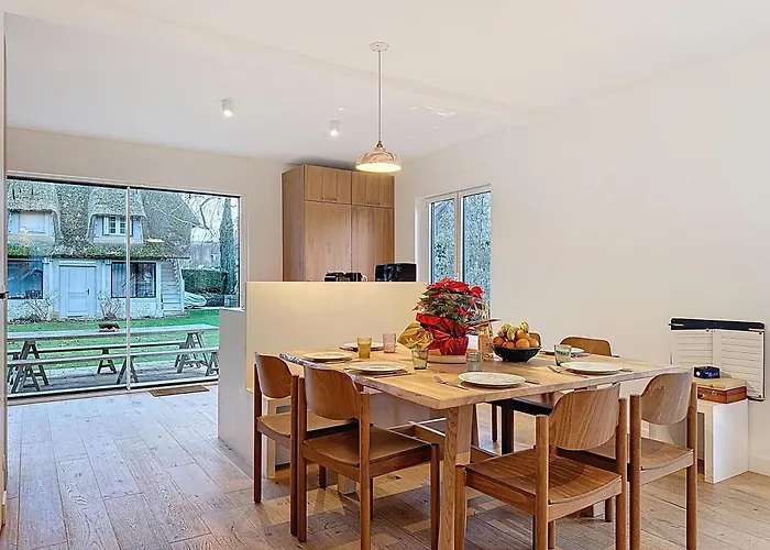 Celestine Yourhosthelper Tourgeville