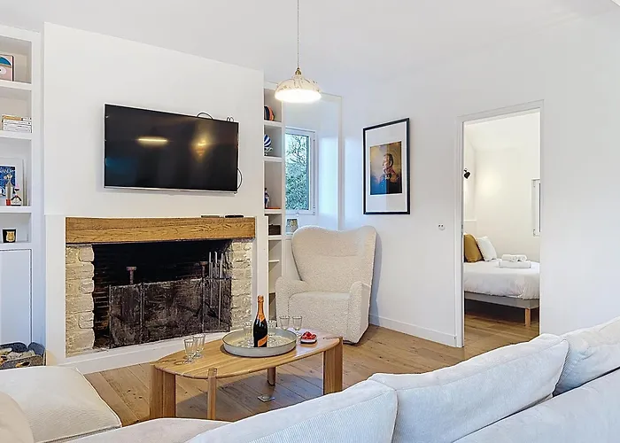 Celestine Yourhosthelper