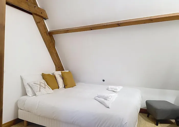 Celestine Yourhosthelper *